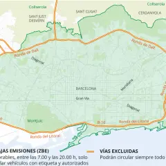 Mapa de Barcelona que muestra la Zona de Bajas Emisiones (ZBE) y las vías excluidas.