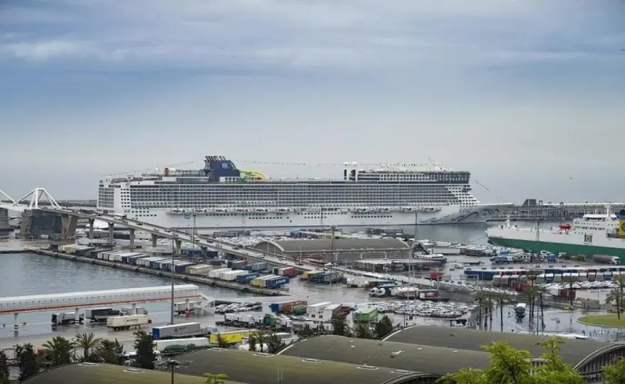 Cómo llegar al puerto de cruceros de Barcelona sin perderte