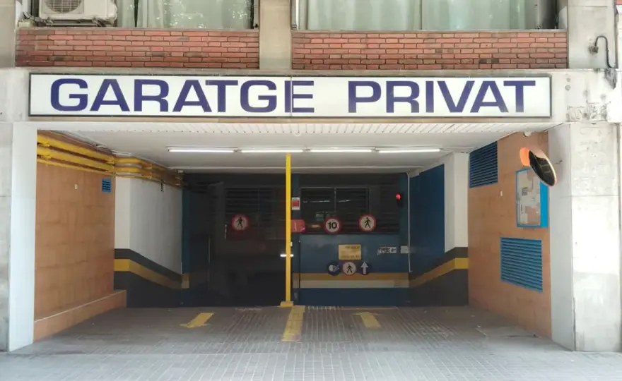 Parking NN Rocafort - tarifas, acceso y requisitos de la ZBE